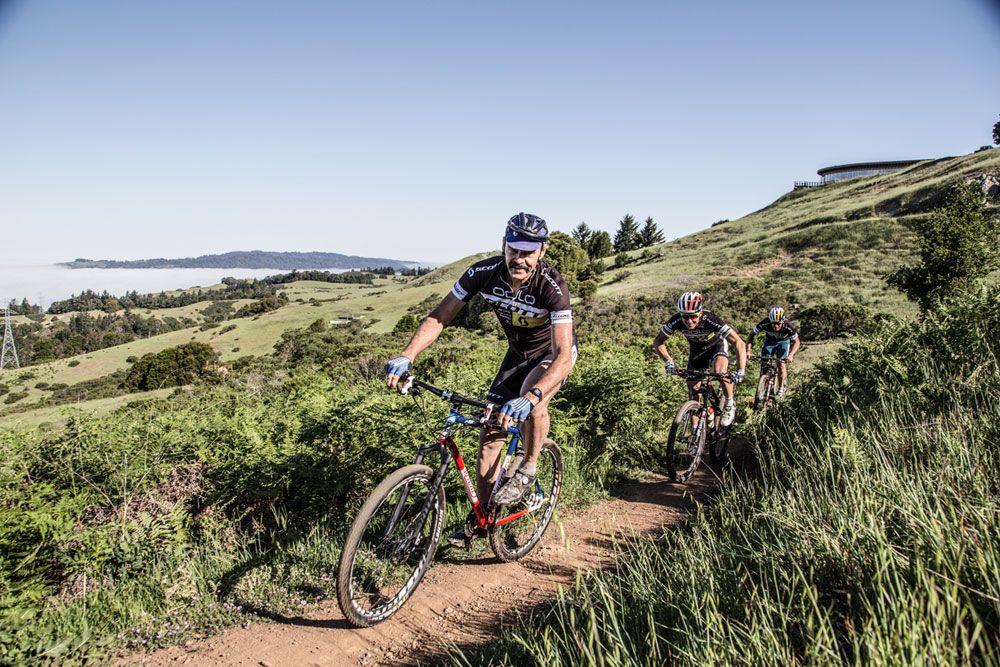 Vídeo: Nino Schurter. #HuntForGlory. Cap. 5 (Making-of)