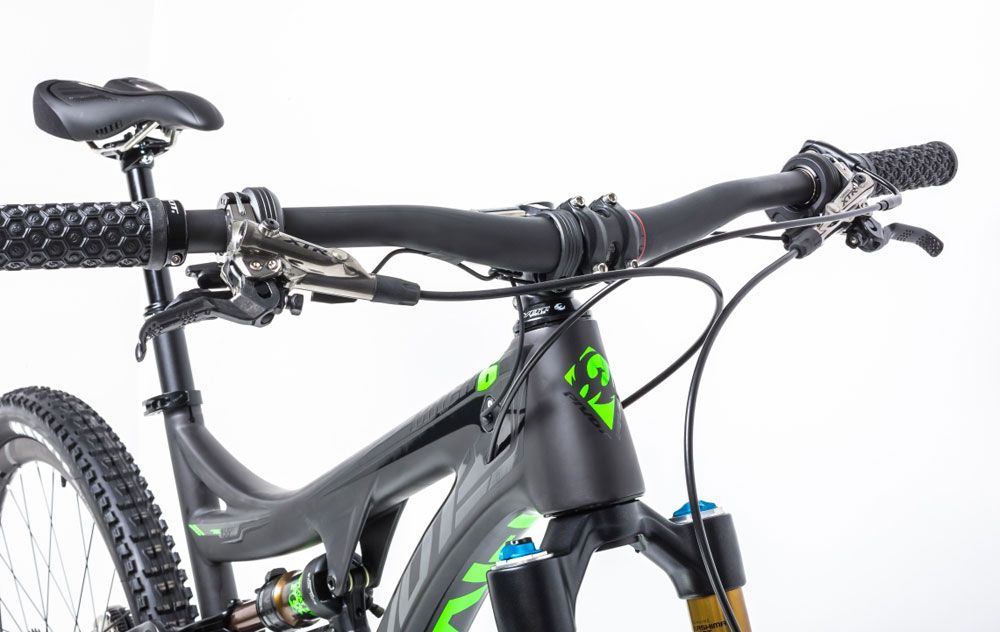 Pivot Mach 6 2016