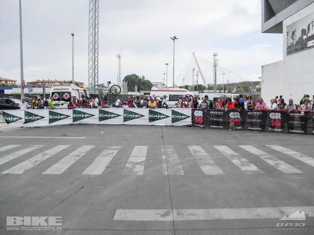 TALAJARA 2015 Galería 32. META a partir de 6:25 recorrido corto