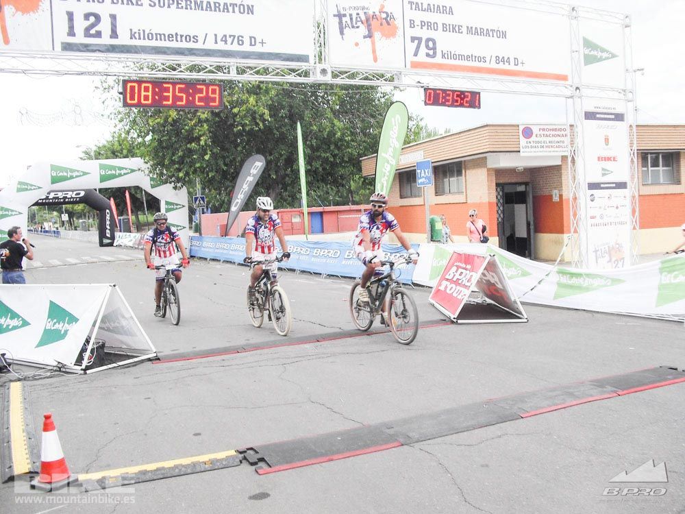 TALAJARA 2015 Galería 32. META a partir de 6:25 recorrido corto