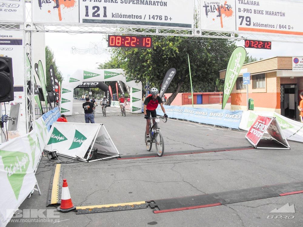 TALAJARA 2015 Galería 32. META a partir de 6:25 recorrido corto