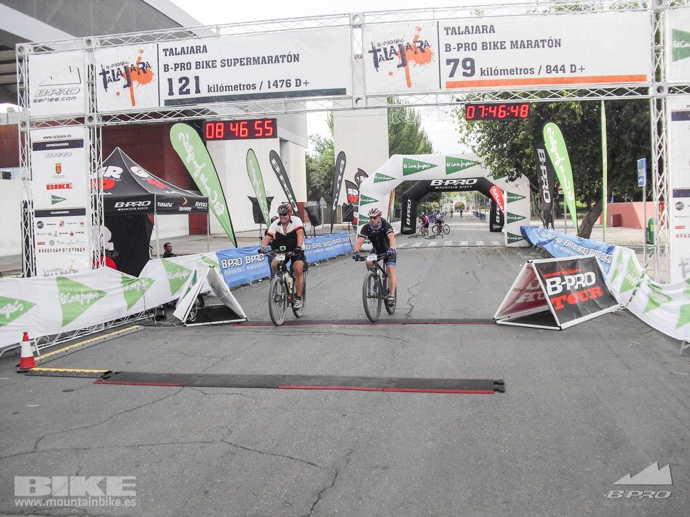 TALAJARA 2015 Galería 32. META a partir de 6:25 recorrido corto