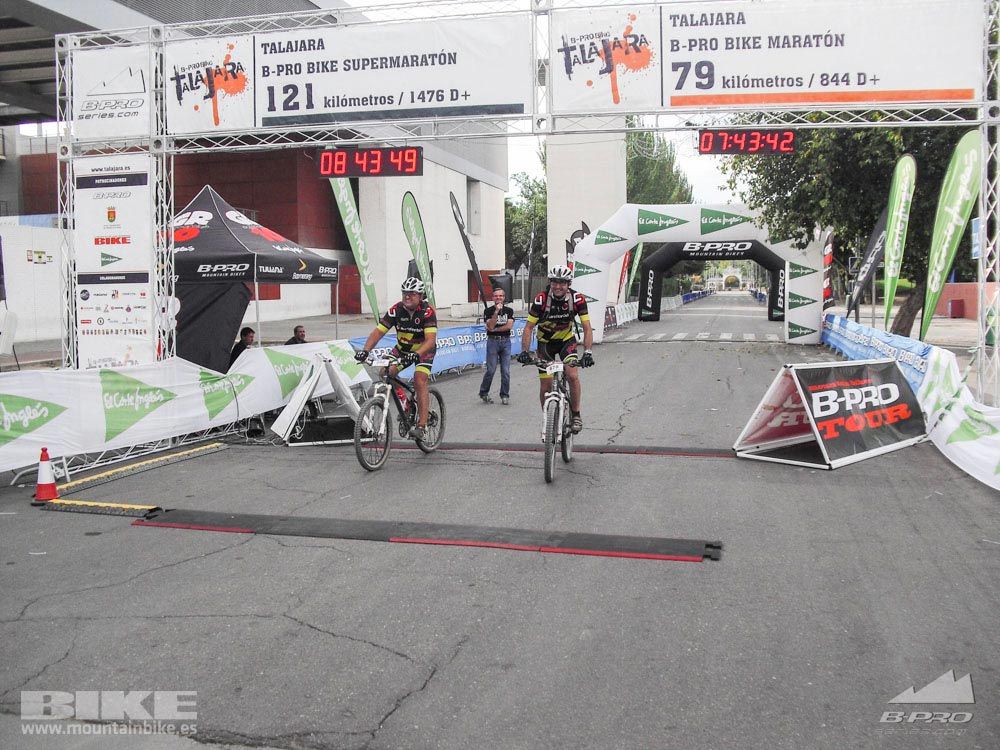 TALAJARA 2015 Galería 32. META a partir de 6:25 recorrido corto