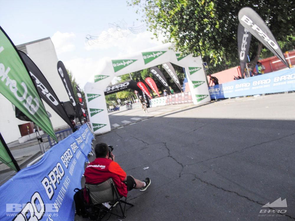 TALAJARA 2015 Galería 32. META a partir de 6:25 recorrido corto