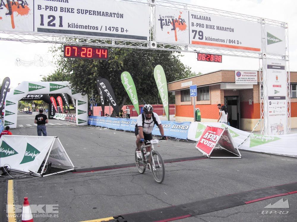 TALAJARA 2015 Galería 32. META a partir de 6:25 recorrido corto