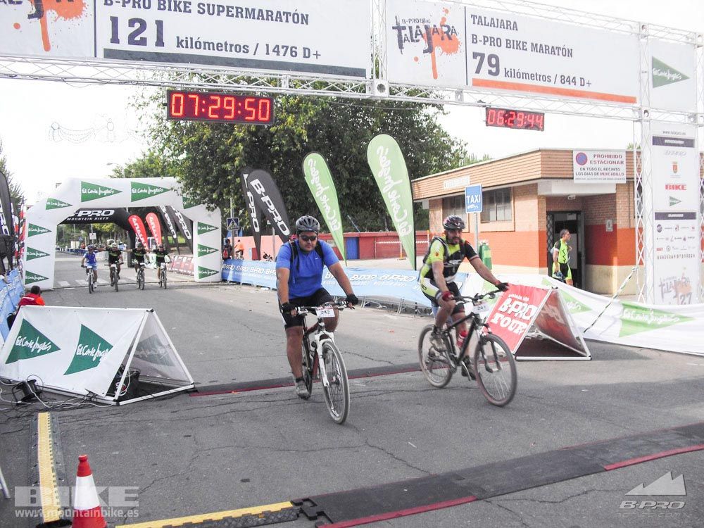 TALAJARA 2015 Galería 32. META a partir de 6:25 recorrido corto
