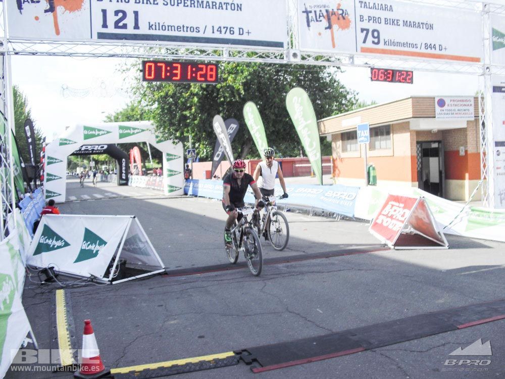 TALAJARA 2015 Galería 32. META a partir de 6:25 recorrido corto