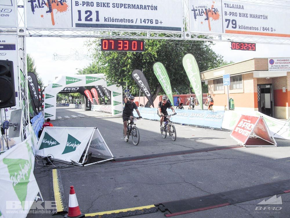 TALAJARA 2015 Galería 32. META a partir de 6:25 recorrido corto
