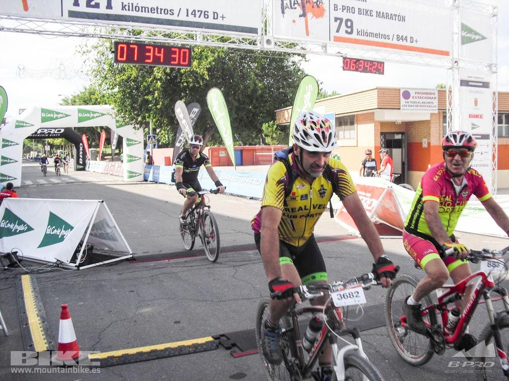 TALAJARA 2015 Galería 32. META a partir de 6:25 recorrido corto