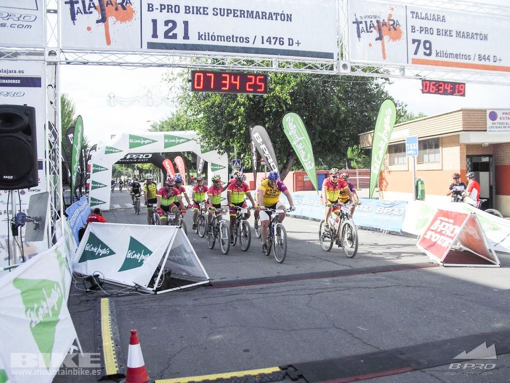 TALAJARA 2015 Galería 32. META a partir de 6:25 recorrido corto