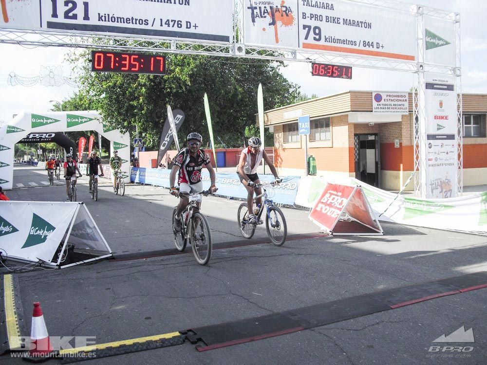 TALAJARA 2015 Galería 32. META a partir de 6:25 recorrido corto