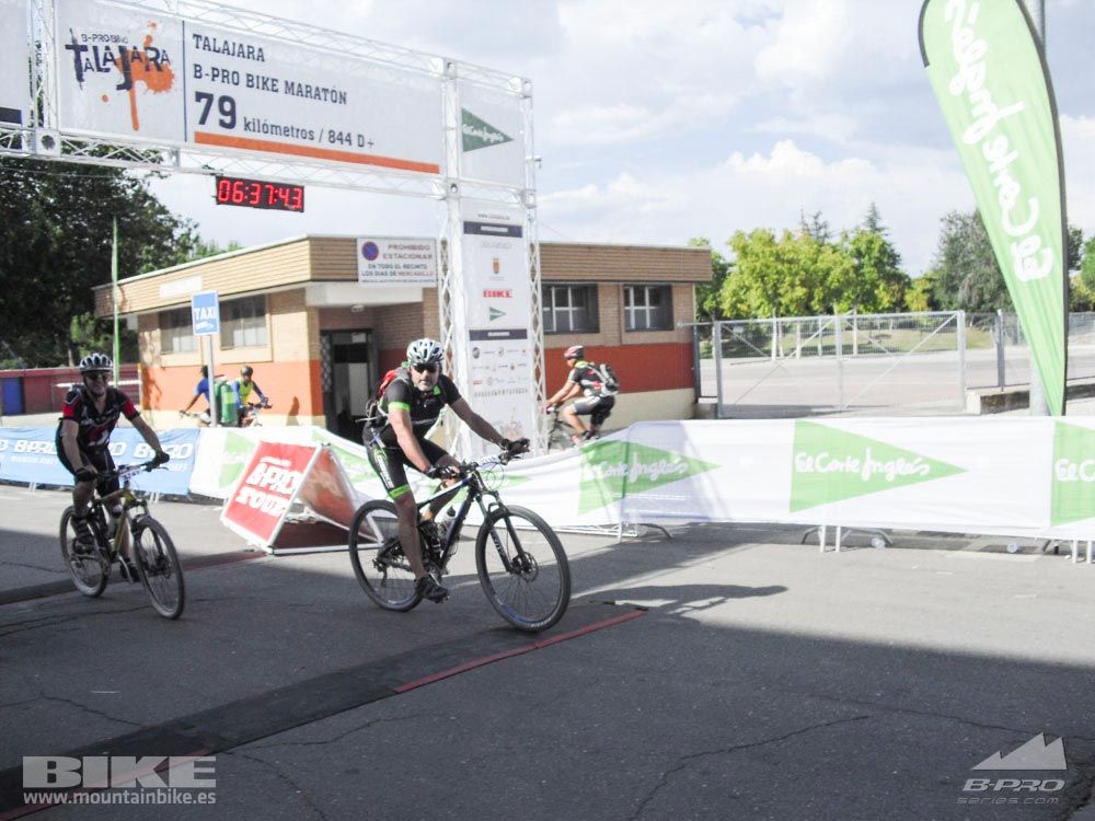 TALAJARA 2015 Galería 32. META a partir de 6:25 recorrido corto