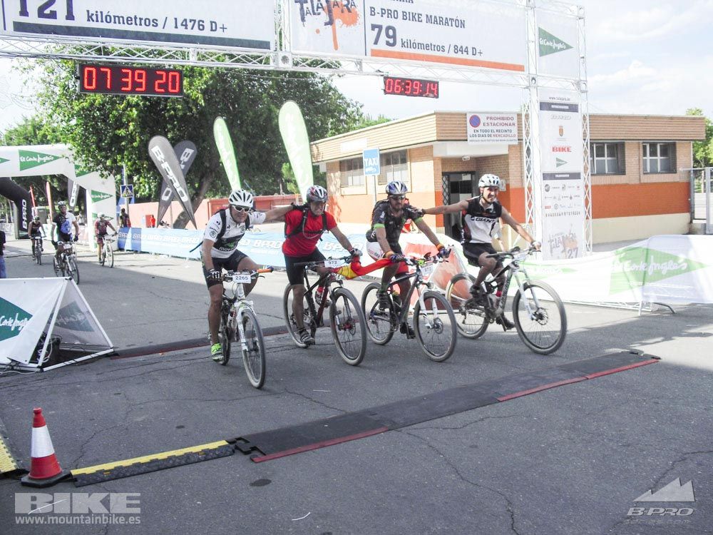 TALAJARA 2015 Galería 32. META a partir de 6:25 recorrido corto