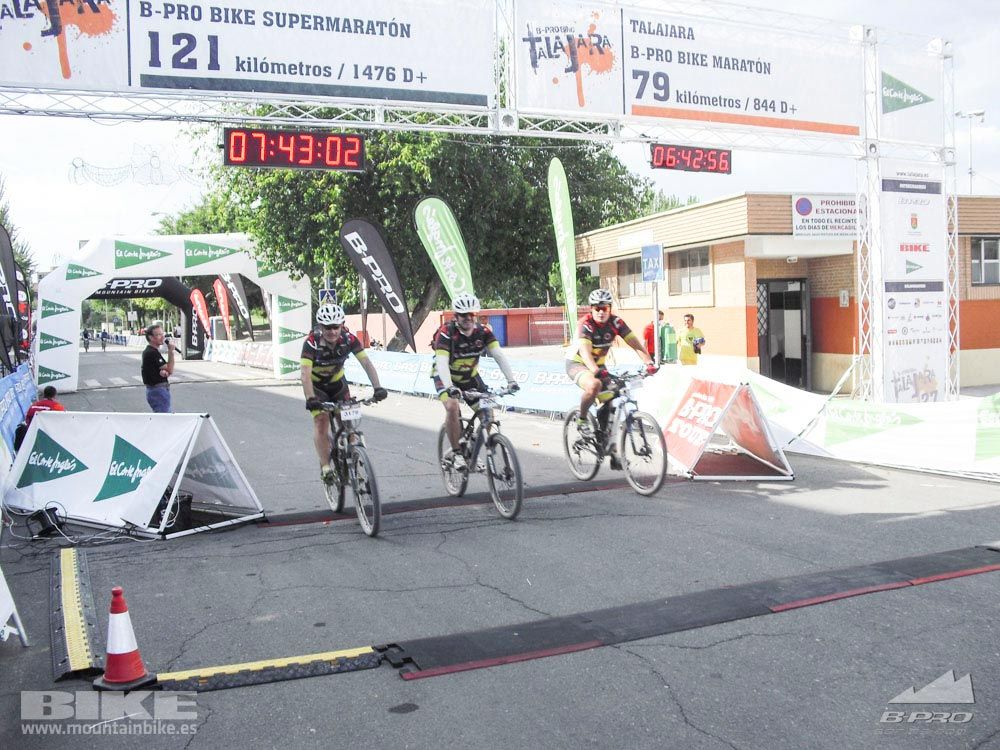 TALAJARA 2015 Galería 32. META a partir de 6:25 recorrido corto