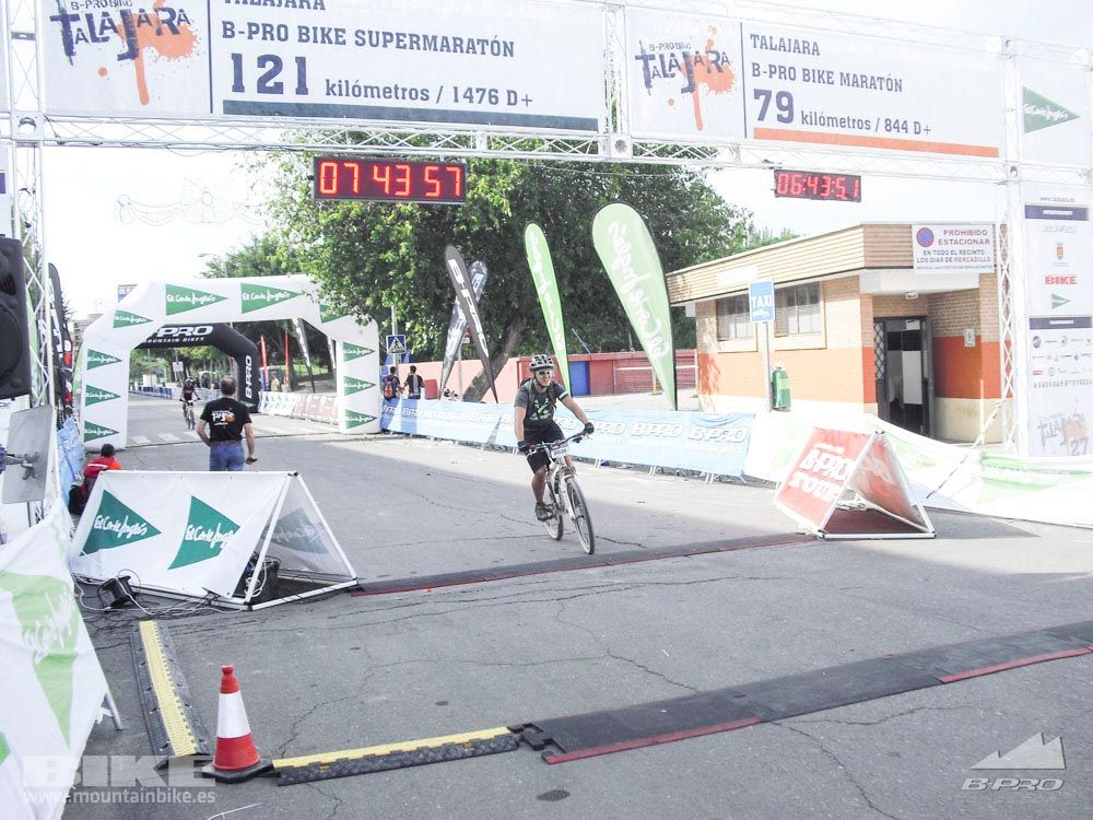 TALAJARA 2015 Galería 32. META a partir de 6:25 recorrido corto