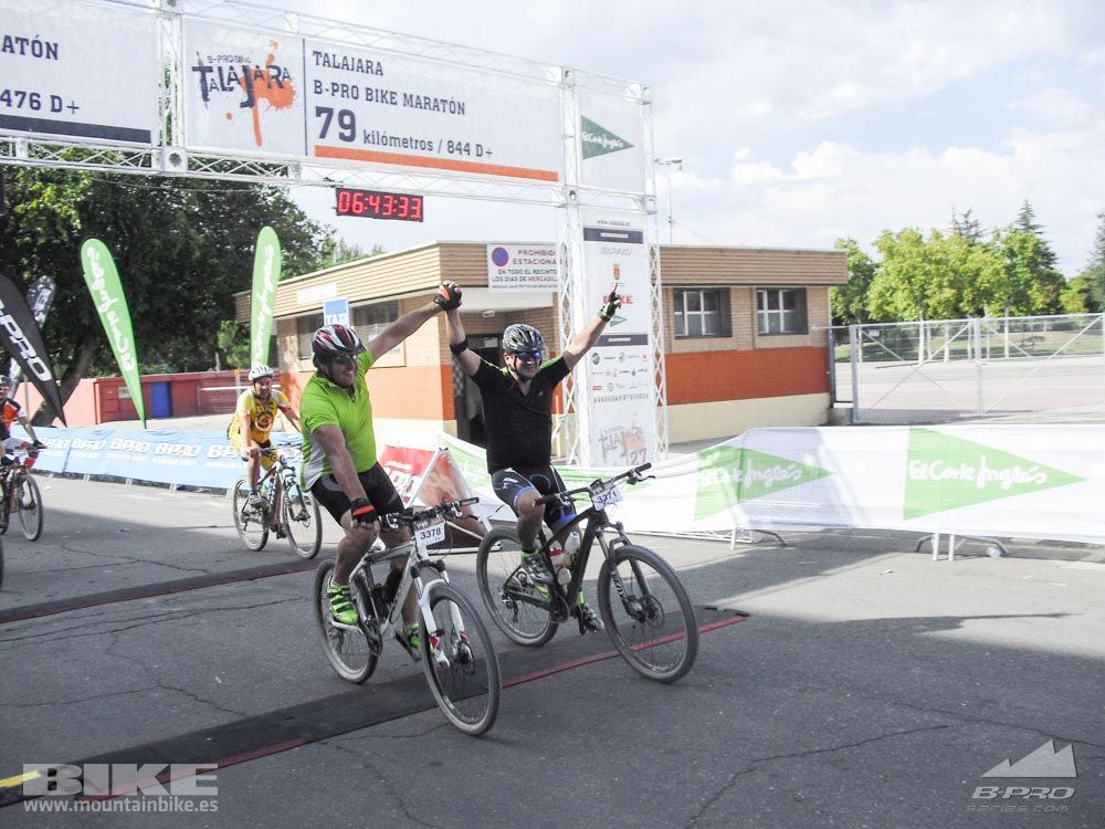 TALAJARA 2015 Galería 32. META a partir de 6:25 recorrido corto
