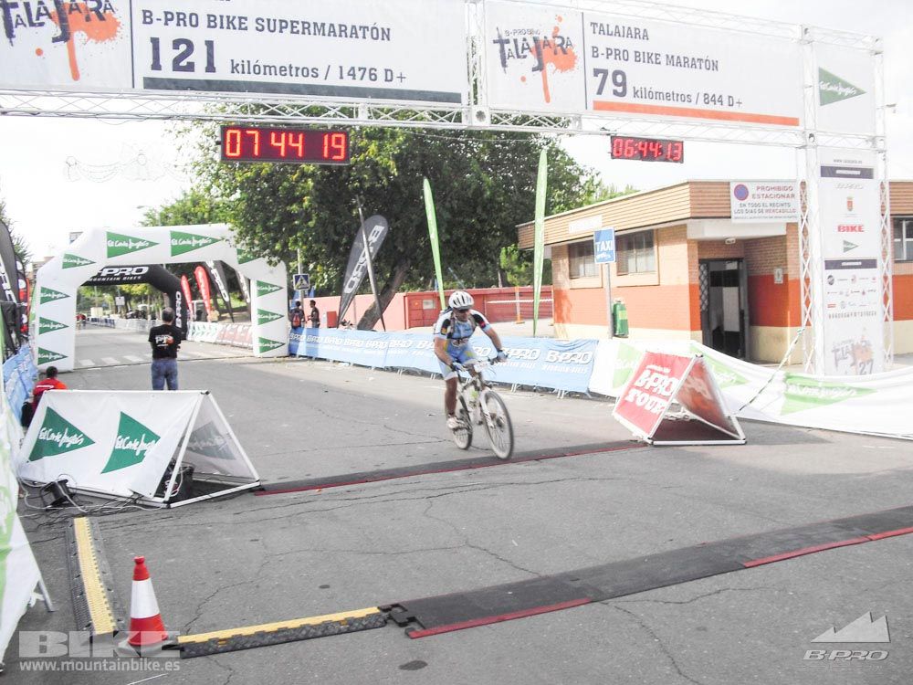 TALAJARA 2015 Galería 32. META a partir de 6:25 recorrido corto