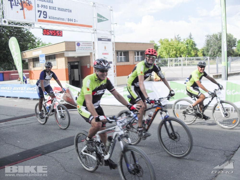 TALAJARA 2015 Galería 32. META a partir de 6:25 recorrido corto