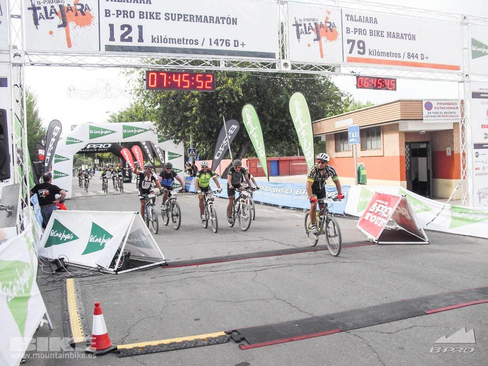 TALAJARA 2015 Galería 32. META a partir de 6:25 recorrido corto