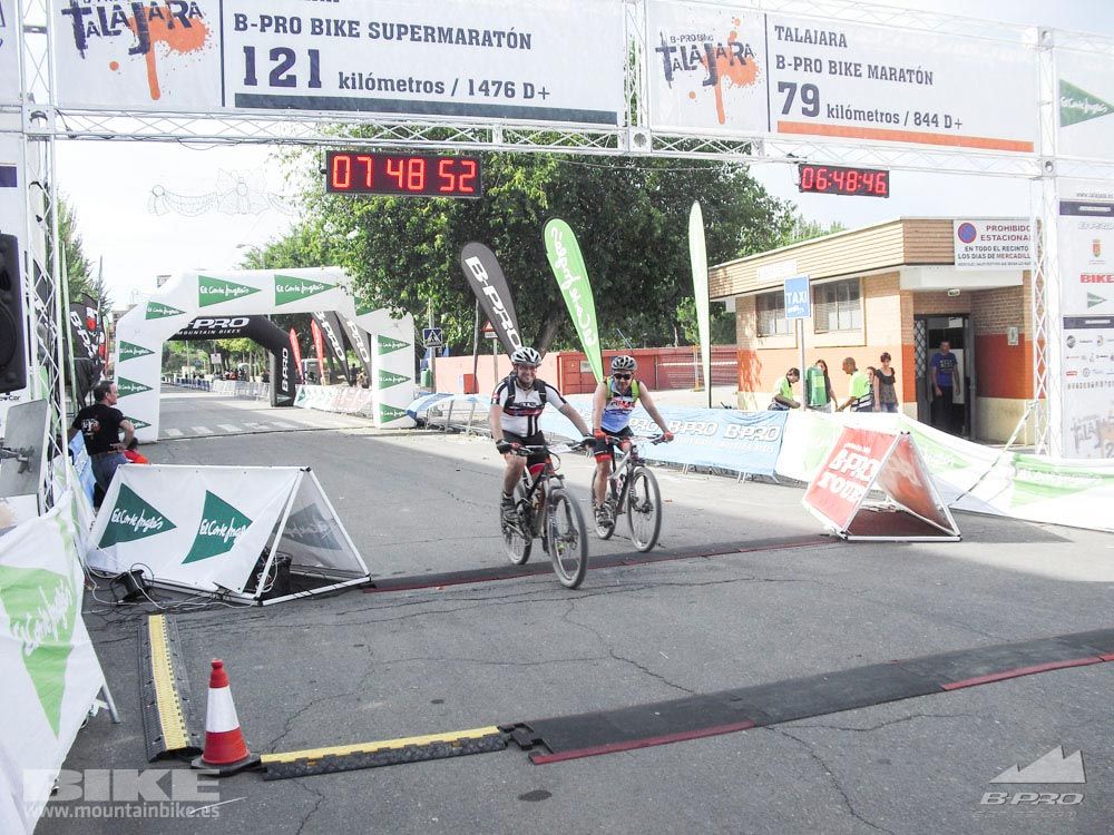 TALAJARA 2015 Galería 32. META a partir de 6:25 recorrido corto