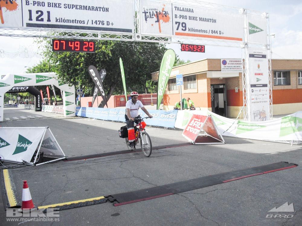 TALAJARA 2015 Galería 32. META a partir de 6:25 recorrido corto