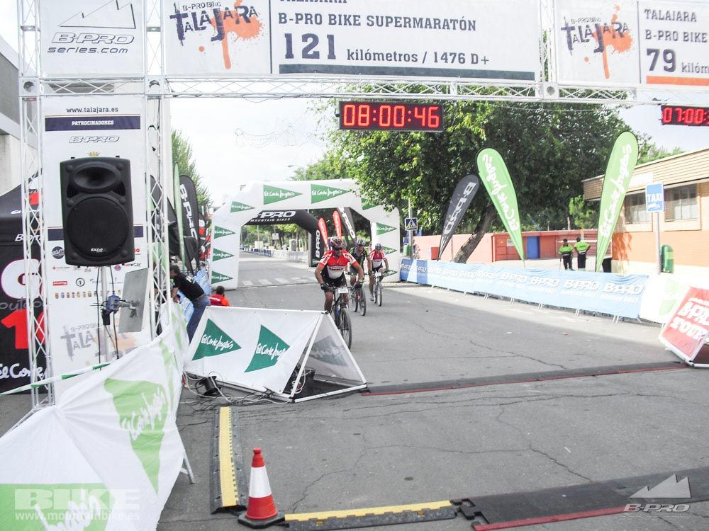 TALAJARA 2015 Galería 32. META a partir de 6:25 recorrido corto