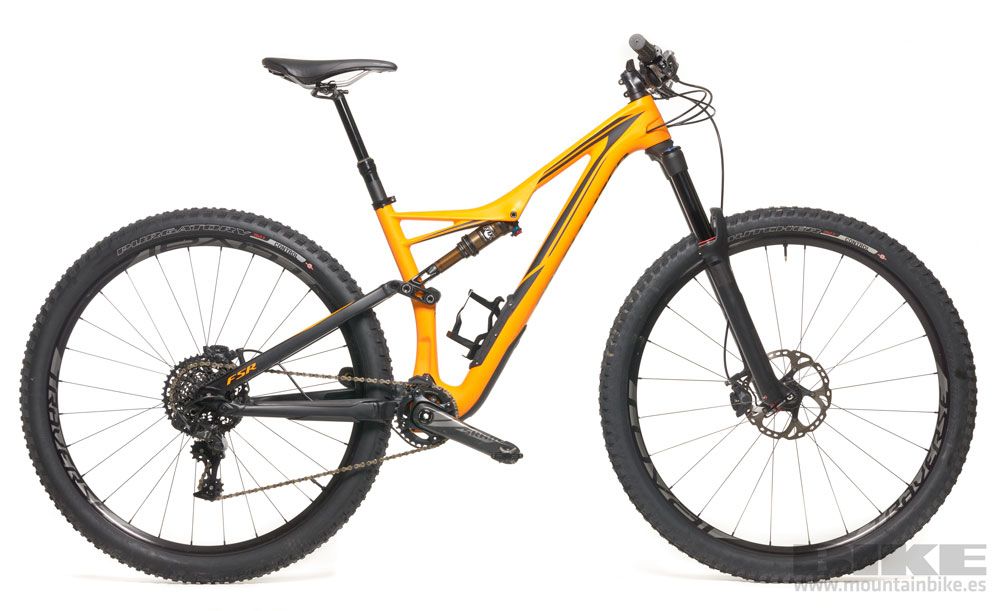Test: Specialized Stumpjumper Expert Carbon 29” 2016