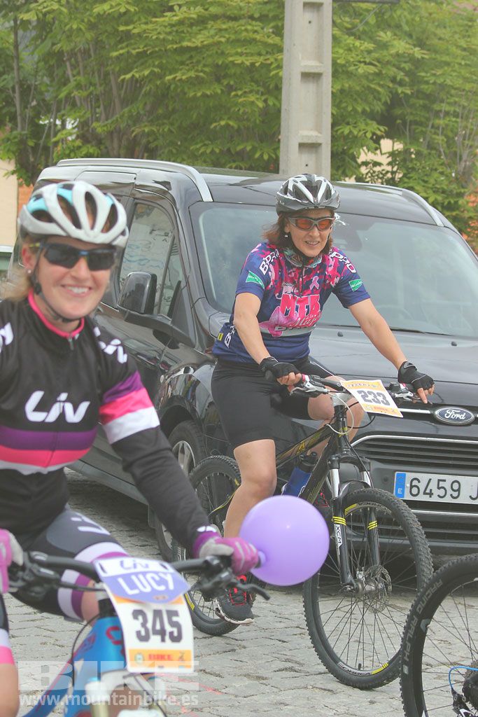 B-Pro MTB de la Mujer 2016, salida