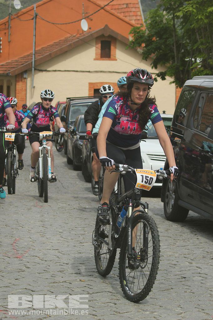 B-Pro MTB de la Mujer 2016, salida