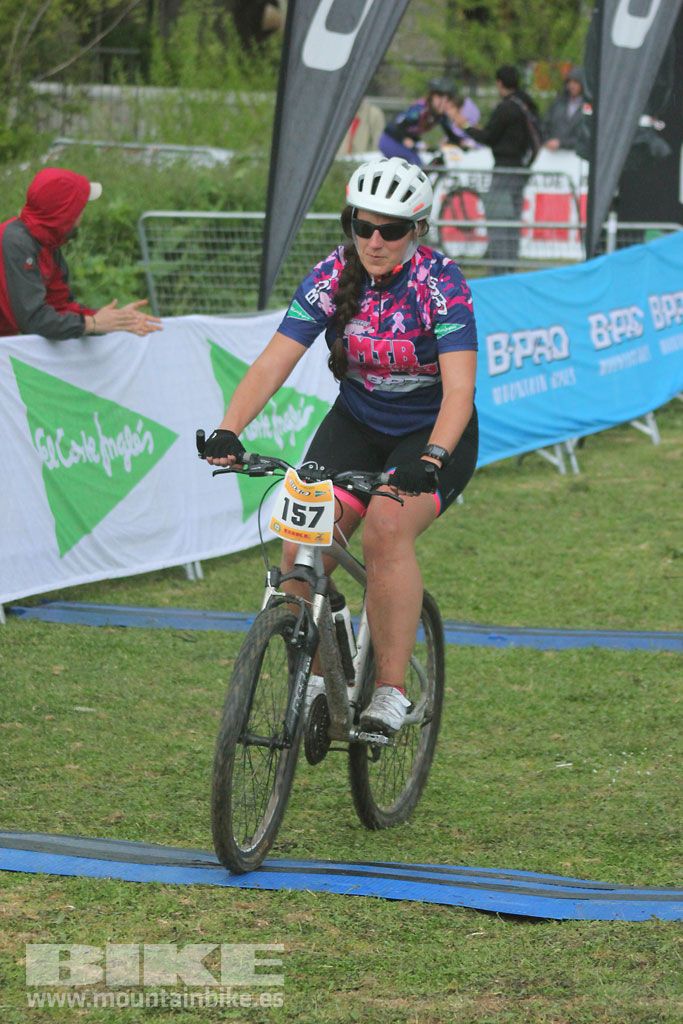 B-Pro MTB de la Mujer 2016, llegada