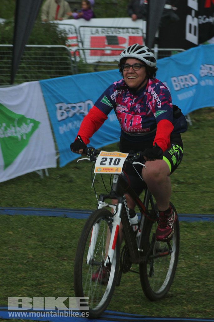 B-Pro MTB de la Mujer 2016, llegada