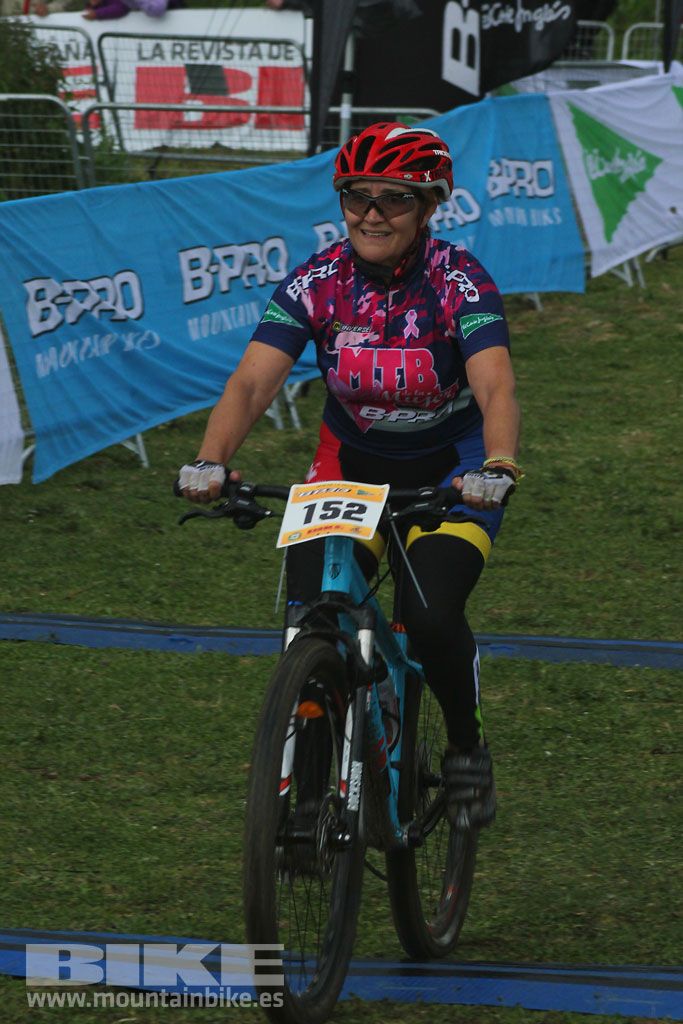 B-Pro MTB de la Mujer 2016, llegada