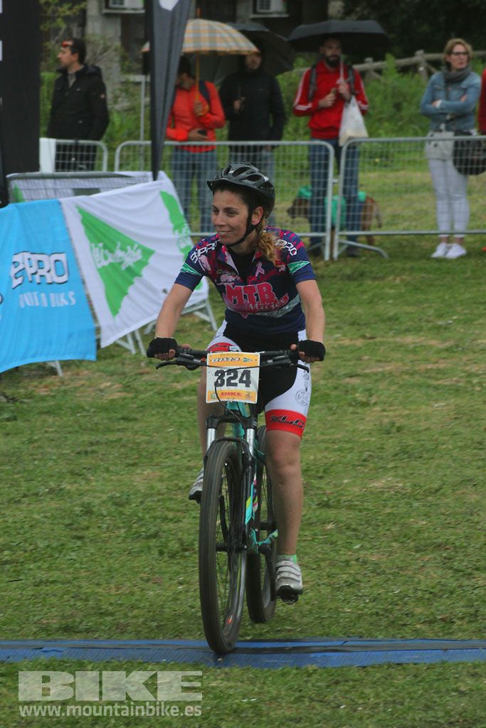 B-Pro MTB de la Mujer 2016, llegada