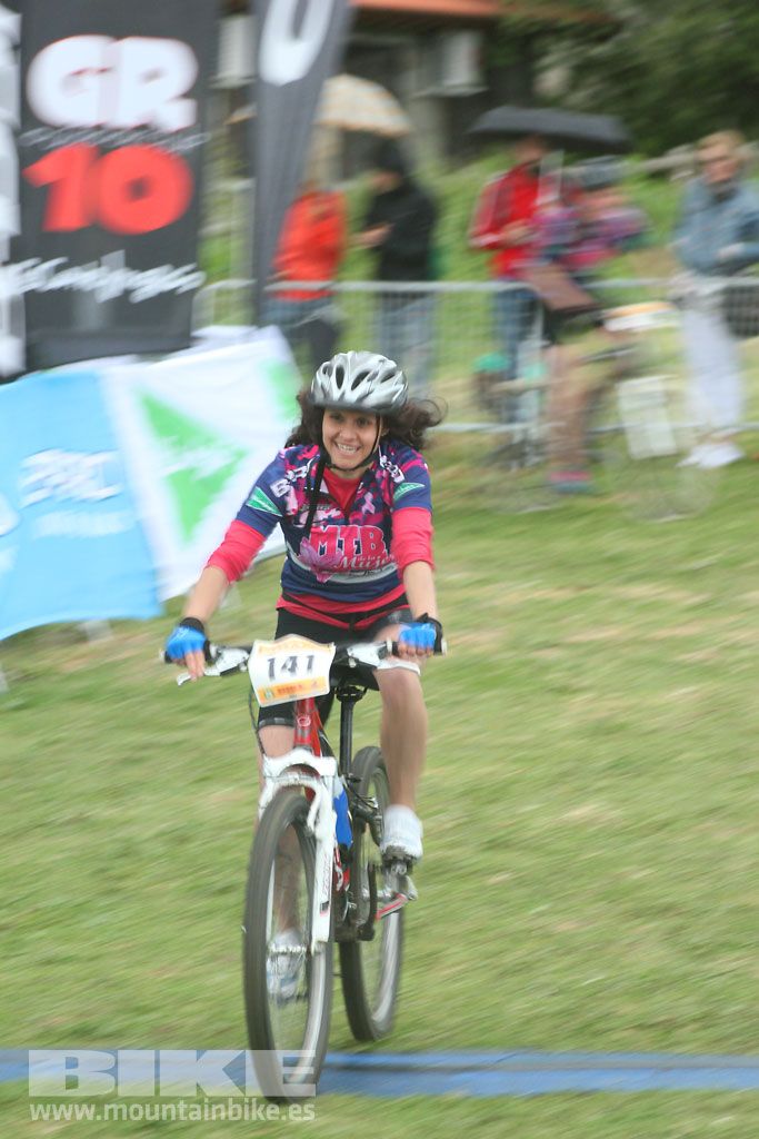B-Pro MTB de la Mujer 2016, llegada