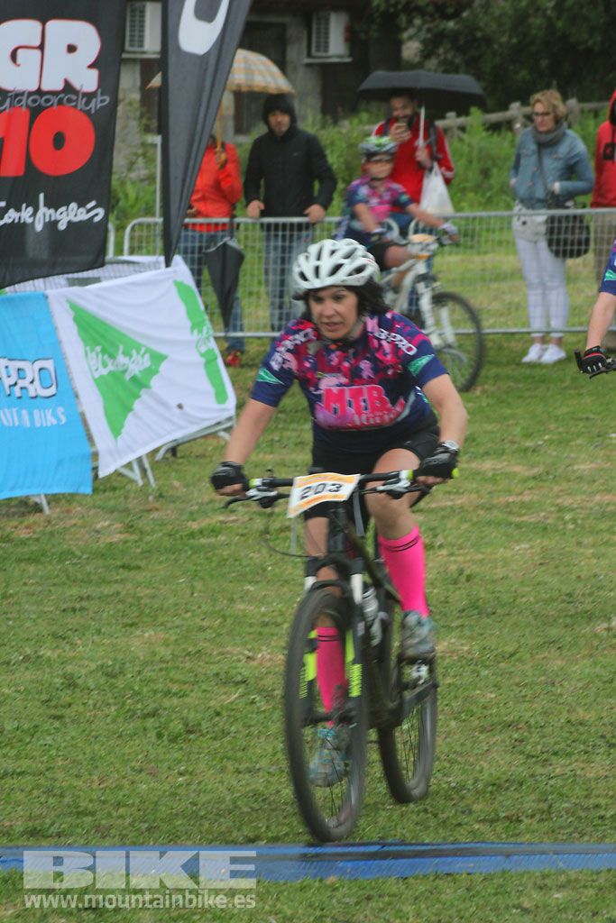 B-Pro MTB de la Mujer 2016, llegada