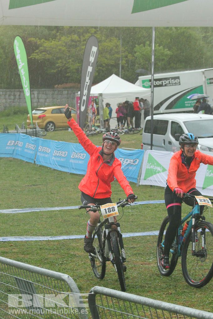 B-Pro MTB de la Mujer 2016, llegada