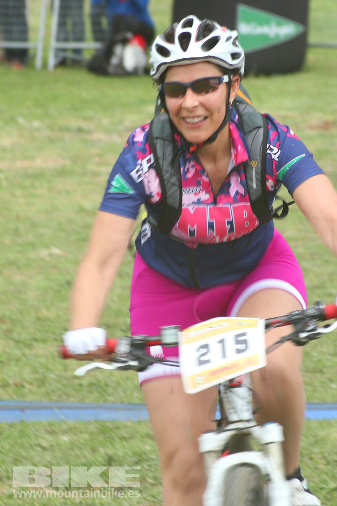 B-Pro MTB de la Mujer 2016, llegada
