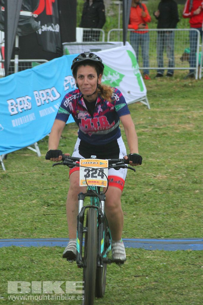 B-Pro MTB de la Mujer 2016, llegada