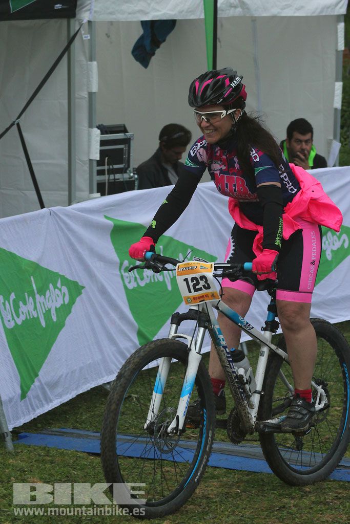 B-Pro MTB de la Mujer 2016, llegada