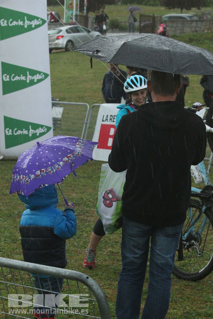 B-Pro MTB de la Mujer 2016, llegada