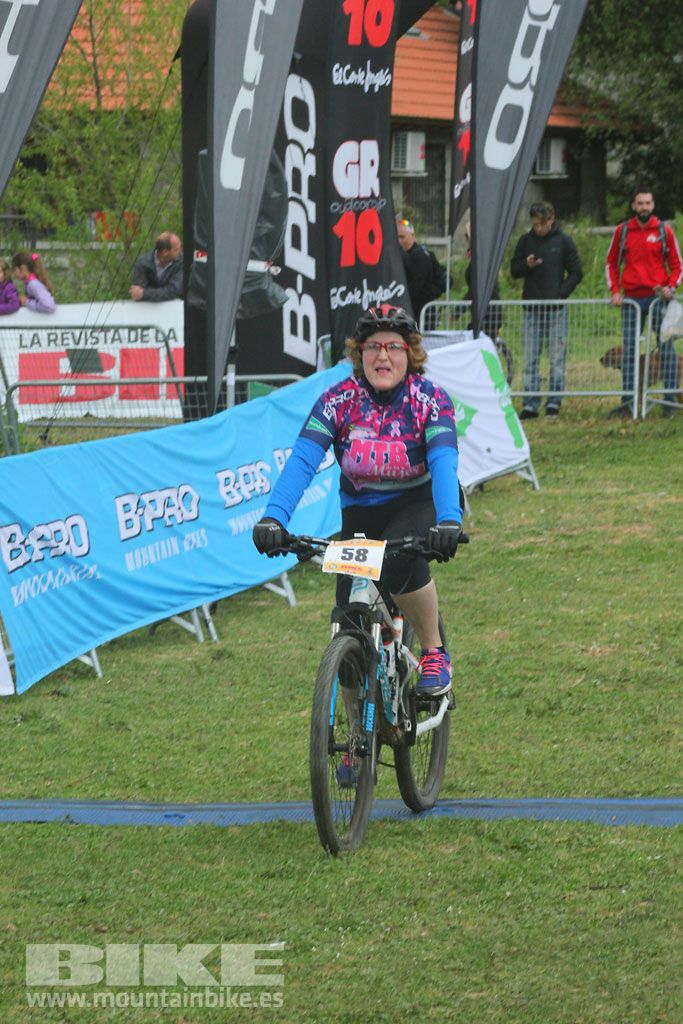 B-Pro MTB de la Mujer 2016, llegada