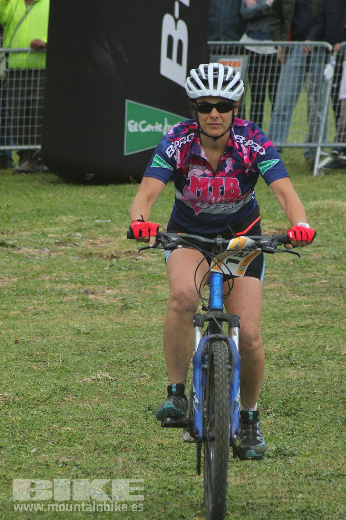 B-Pro MTB de la Mujer 2016, llegada