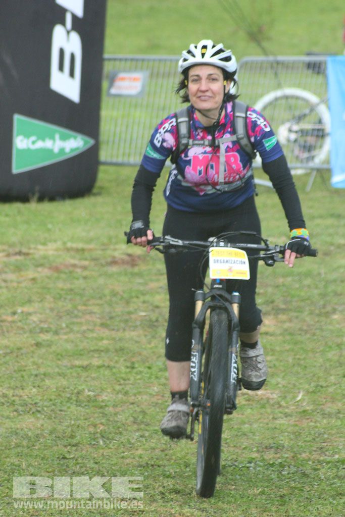 B-Pro MTB de la Mujer 2016, llegada