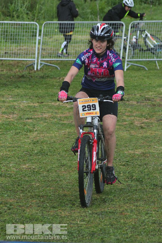 B-Pro MTB de la Mujer 2016, llegada
