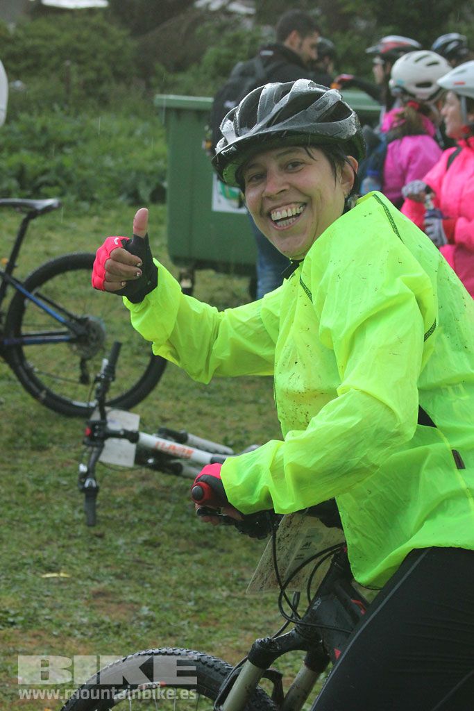 B-Pro MTB de la Mujer 2016, llegada
