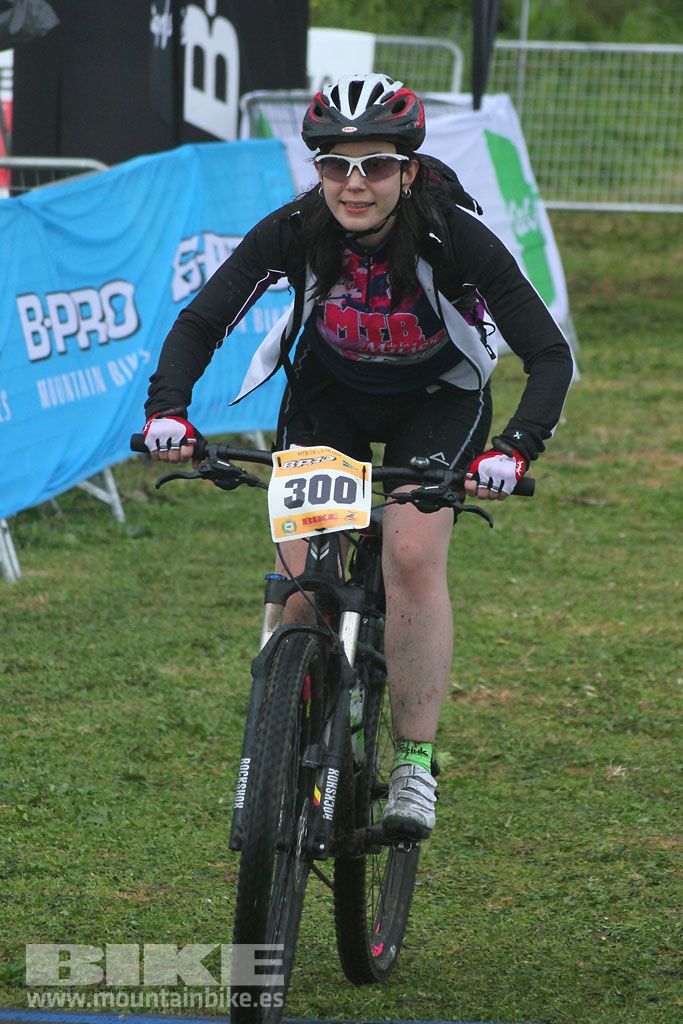 B-Pro MTB de la Mujer 2016, llegada
