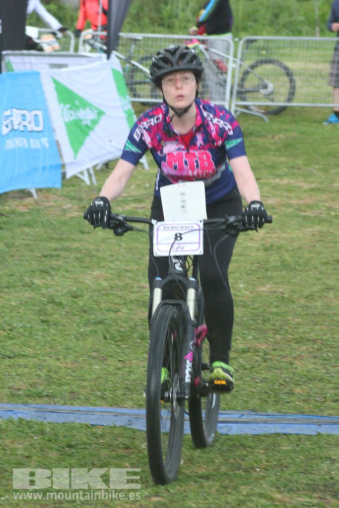 B-Pro MTB de la Mujer 2016, llegada