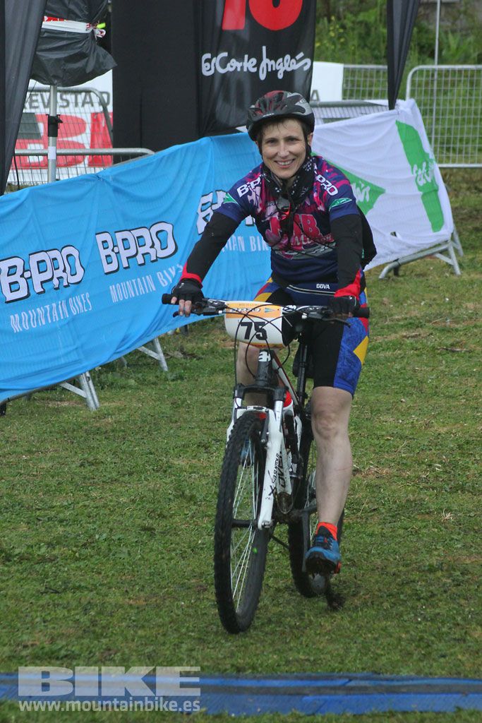 B-Pro MTB de la Mujer 2016, llegada