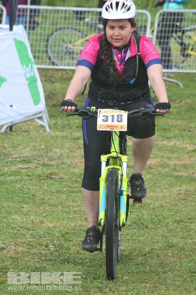 B-Pro MTB de la Mujer 2016, llegada
