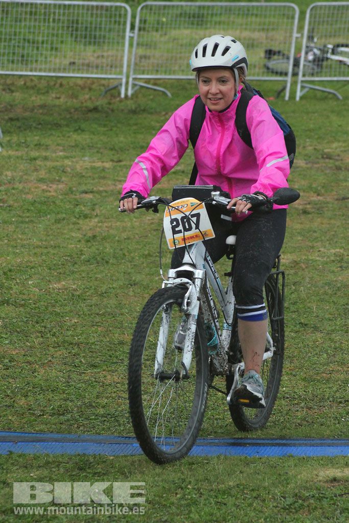 B-Pro MTB de la Mujer 2016, llegada